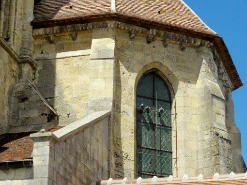 06 - Nesles-la-Valle_(95),_église_Saint-Symphorien,_abside,_côté_sud-est